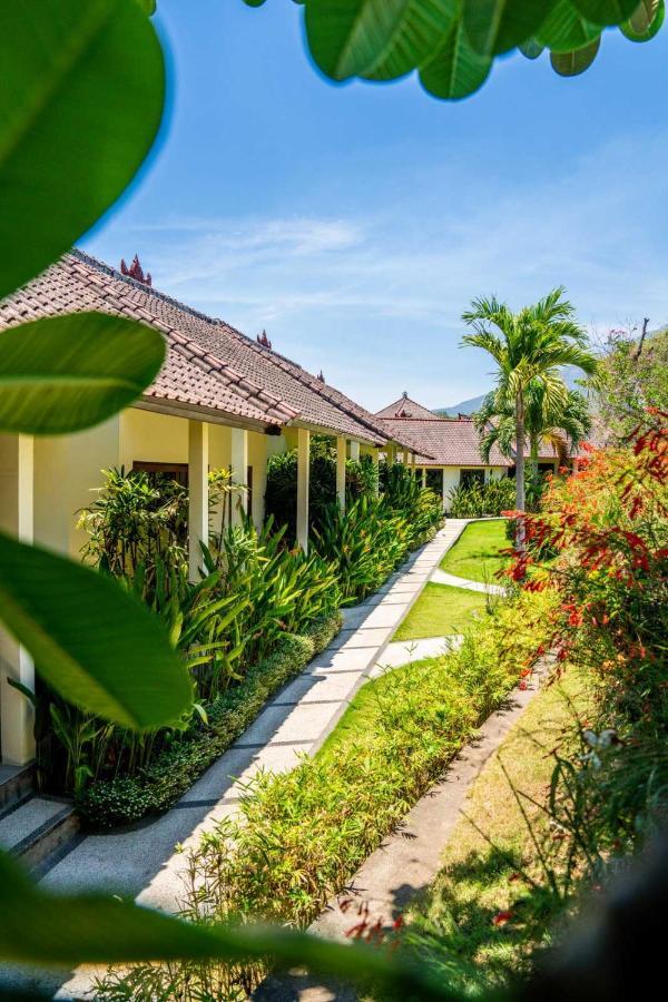 Ocean Sun Dive Resort Tulamben  Exterior photo